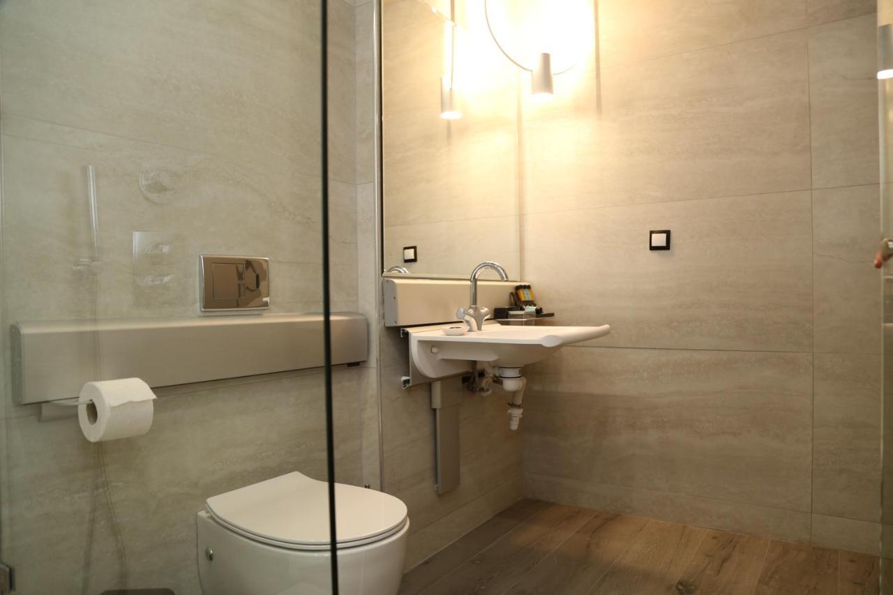 Rooster Suites أثينا المظهر الخارجي الصورة
