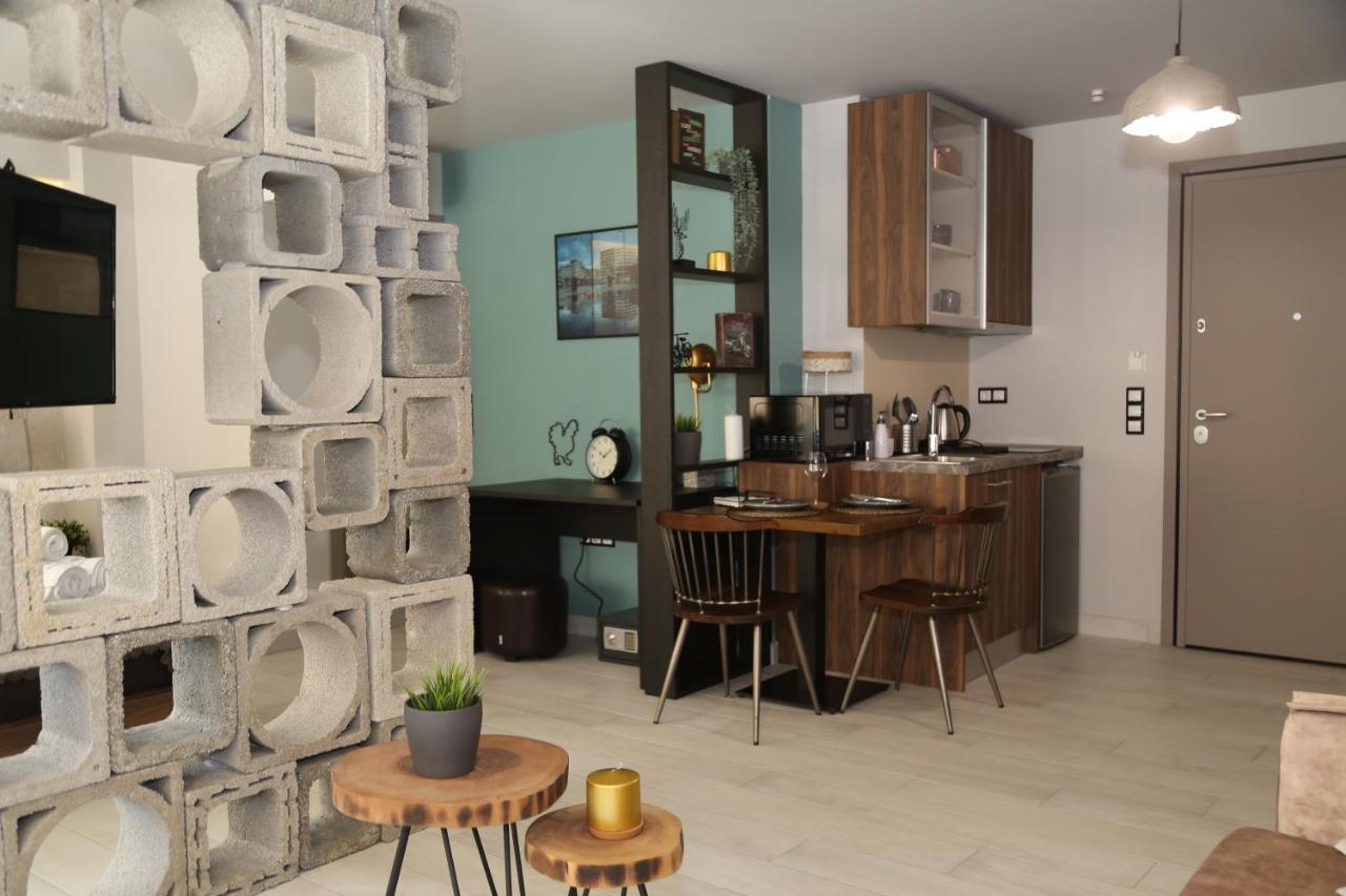 Rooster Suites أثينا المظهر الخارجي الصورة