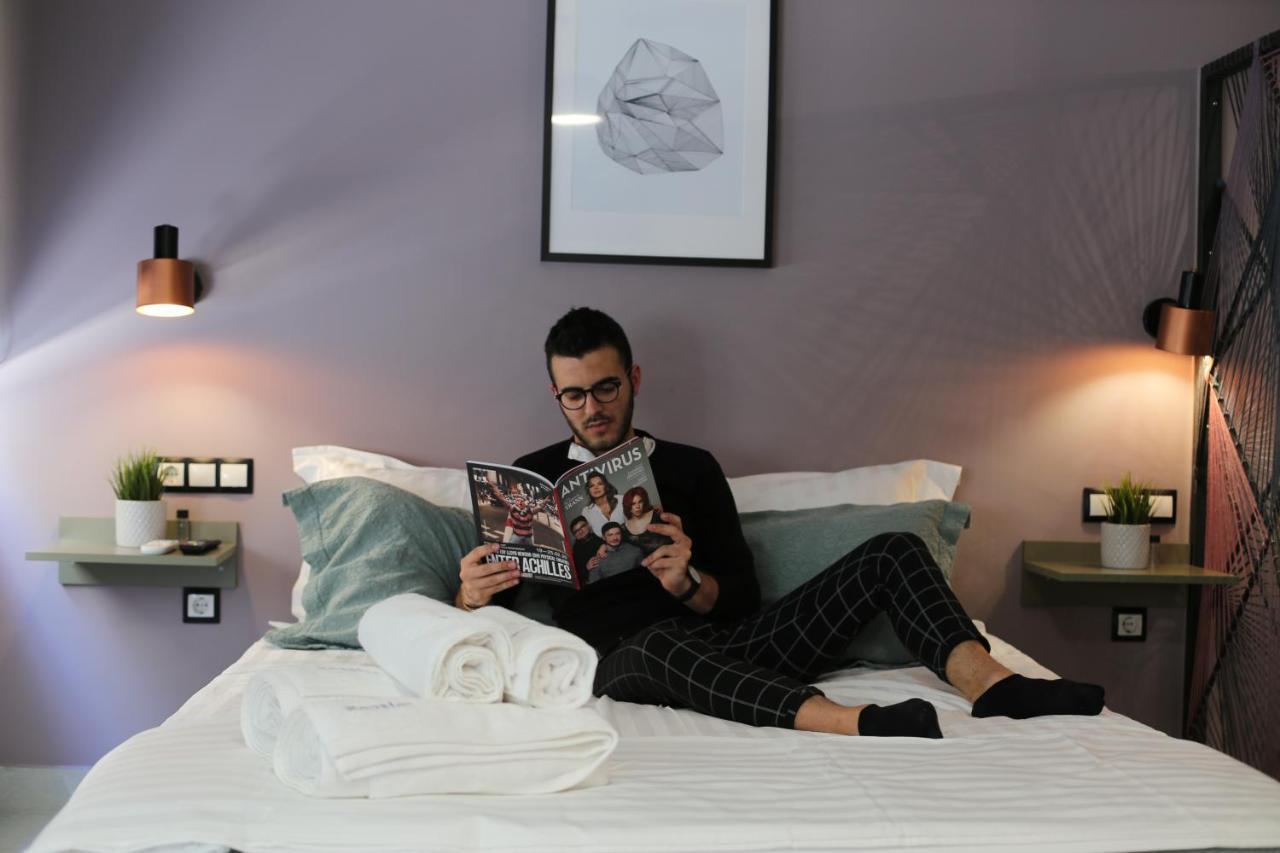 Rooster Suites أثينا المظهر الخارجي الصورة
