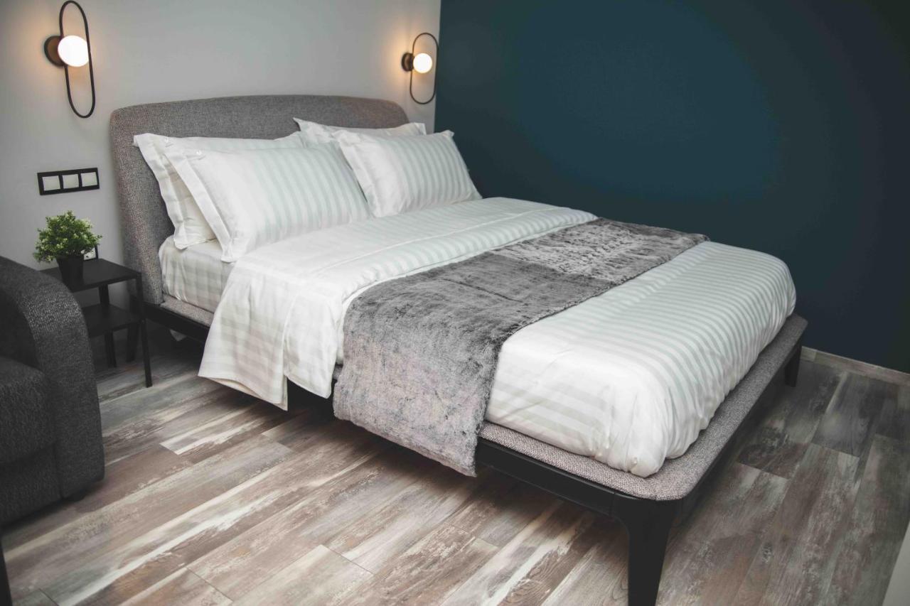 Rooster Suites أثينا المظهر الخارجي الصورة