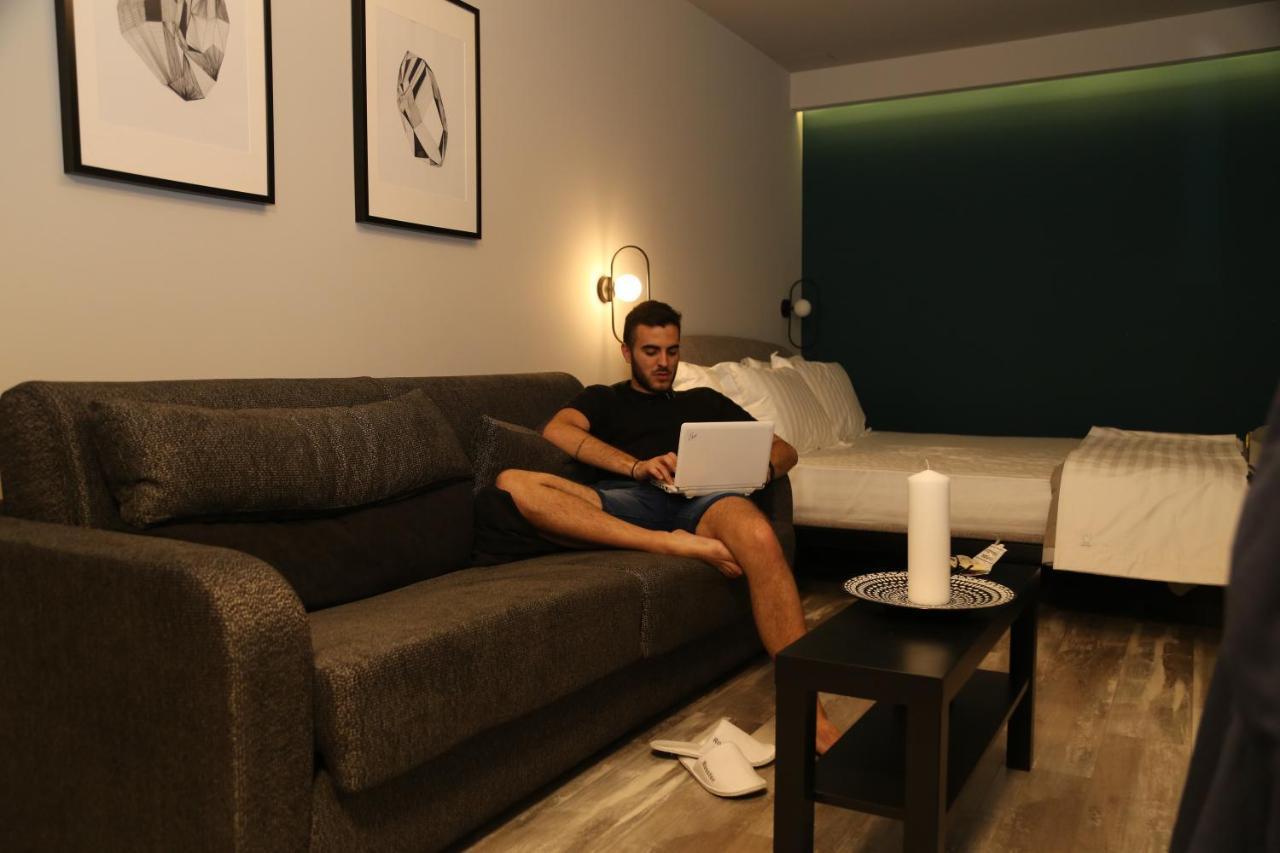 Rooster Suites أثينا المظهر الخارجي الصورة
