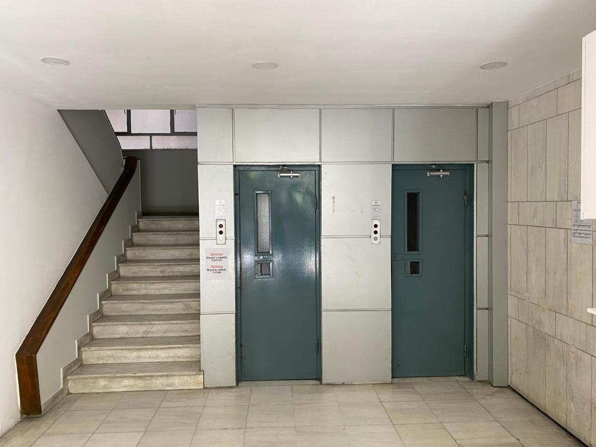 Rooster Suites أثينا المظهر الخارجي الصورة
