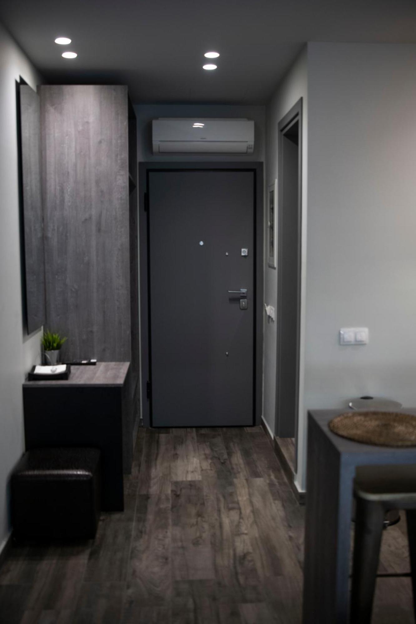 Rooster Suites أثينا المظهر الخارجي الصورة