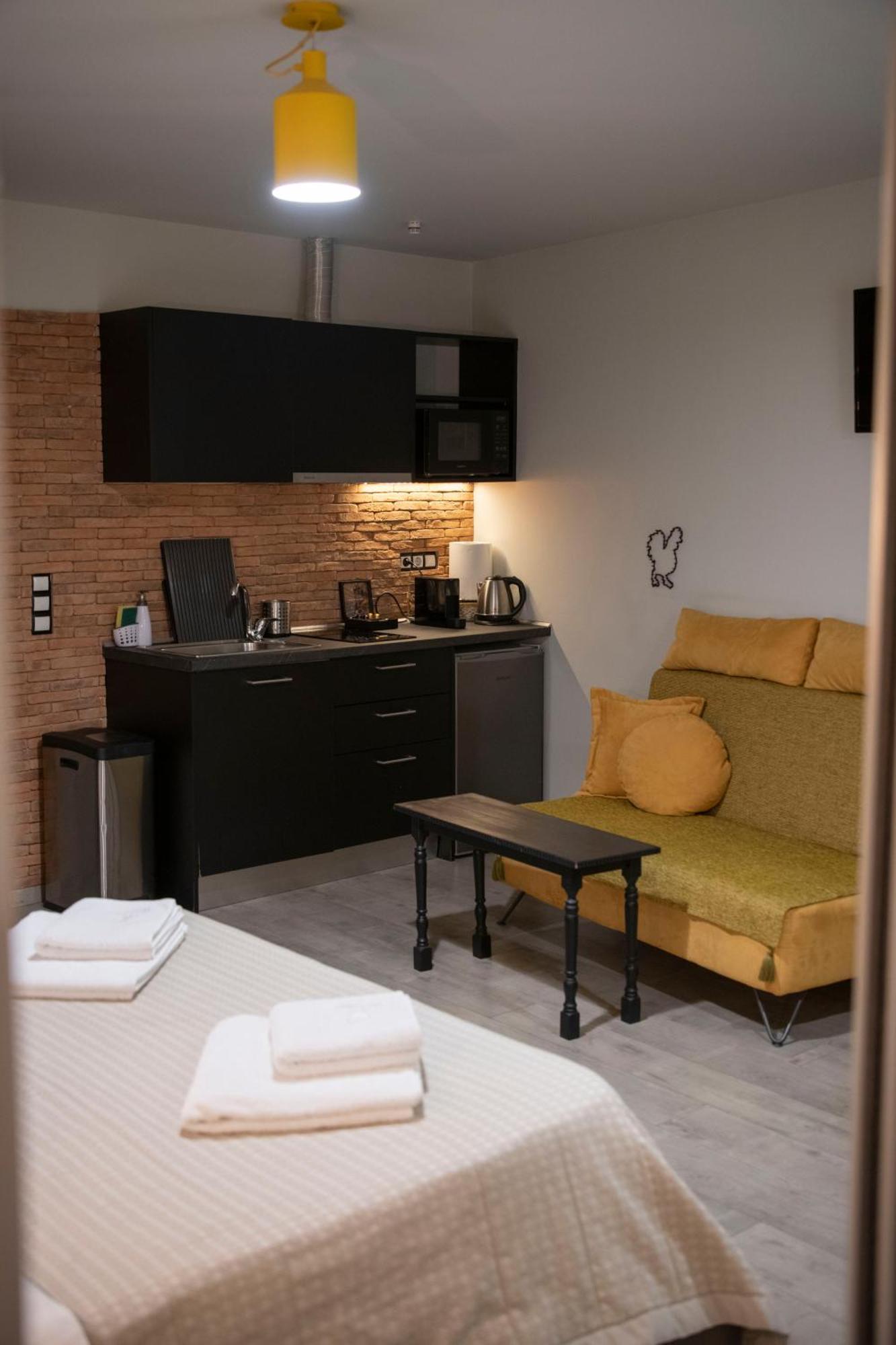Rooster Suites أثينا المظهر الخارجي الصورة