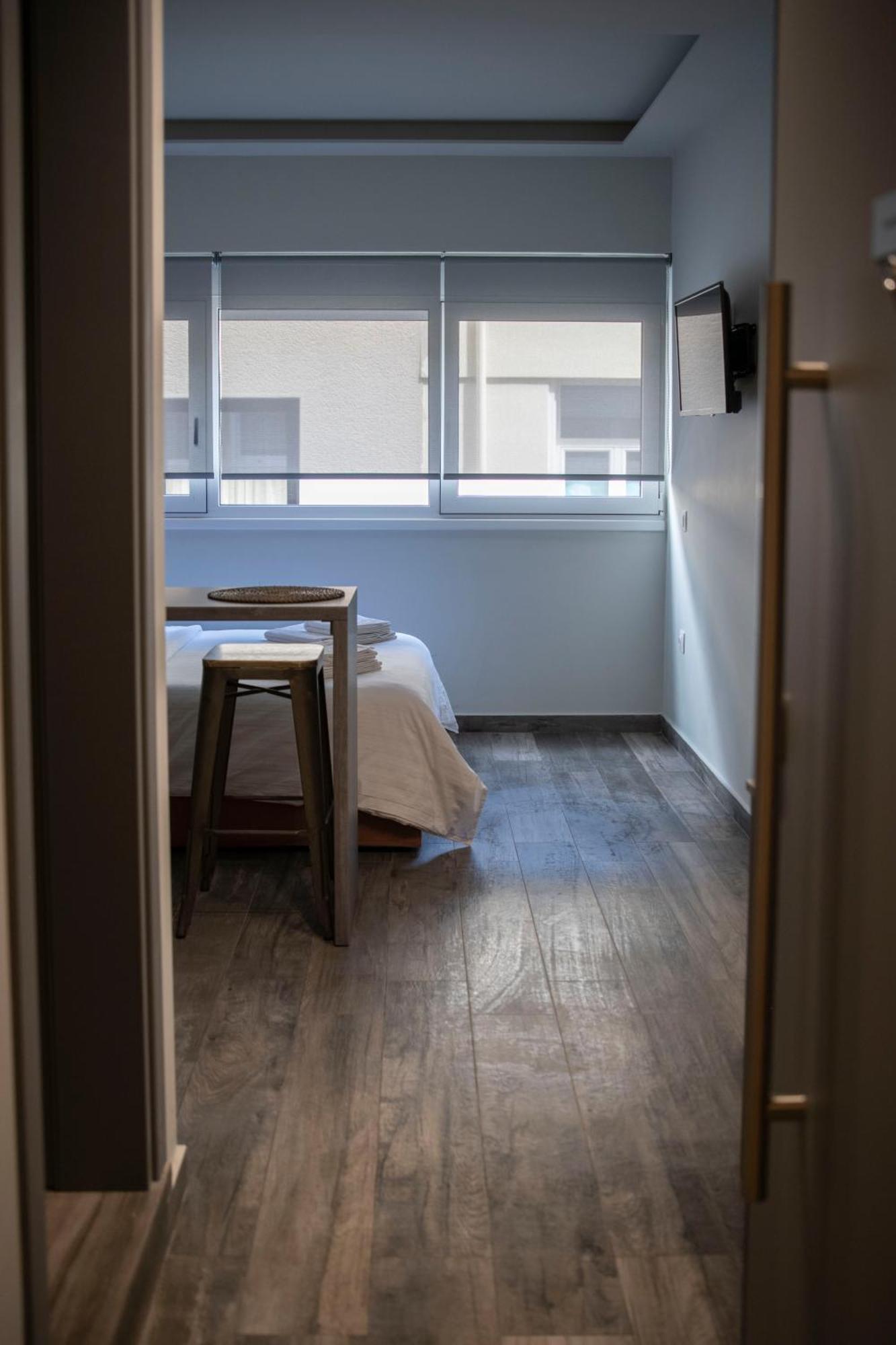 Rooster Suites أثينا المظهر الخارجي الصورة