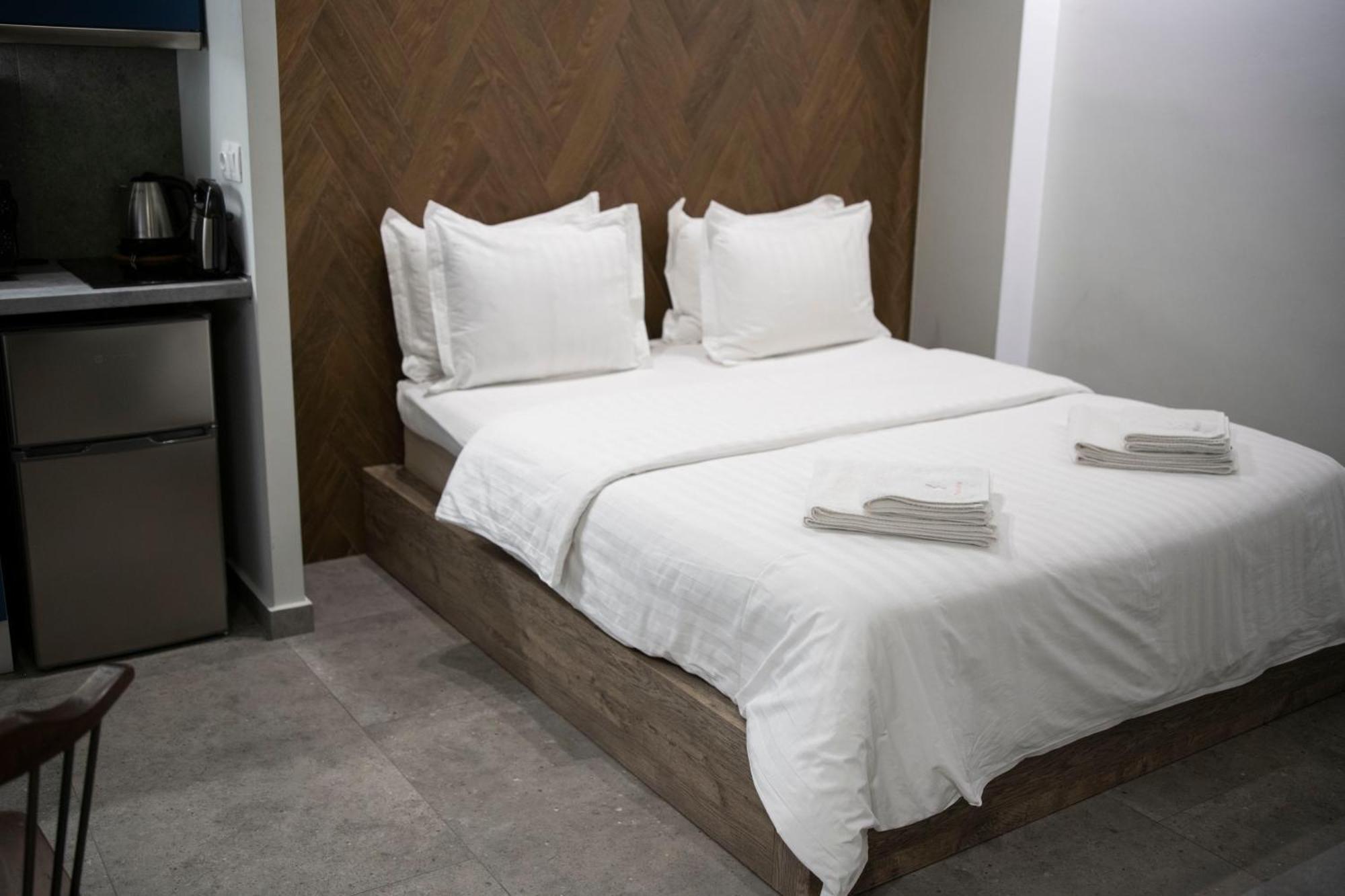 Rooster Suites أثينا المظهر الخارجي الصورة