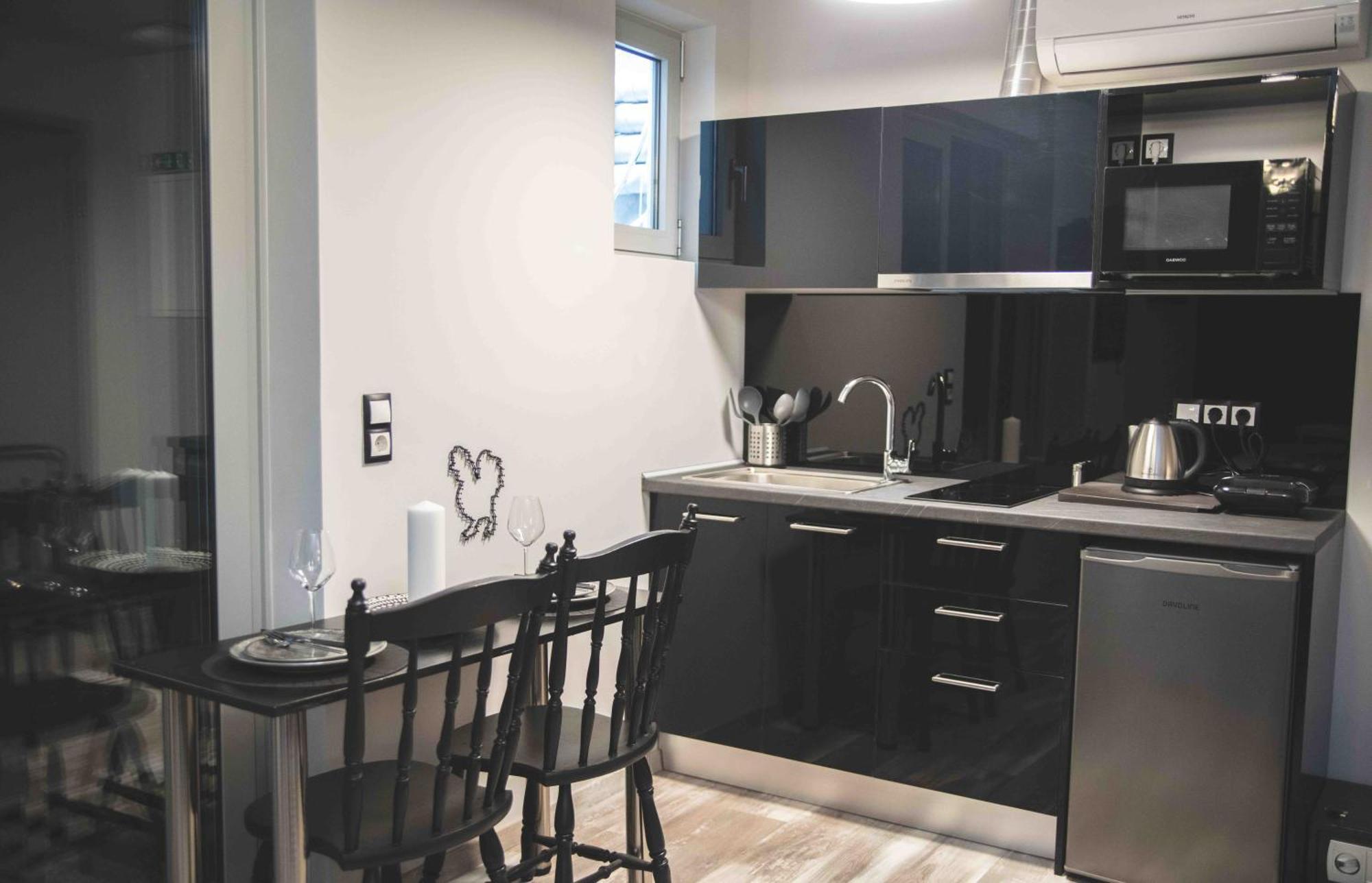 Rooster Suites أثينا المظهر الخارجي الصورة
